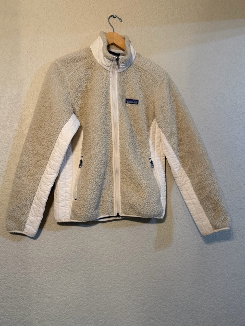 Patagonia Women's Classic Retro-X Fleece Jacket, Sz MD